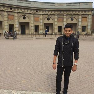 Meet your Posher, Roberto